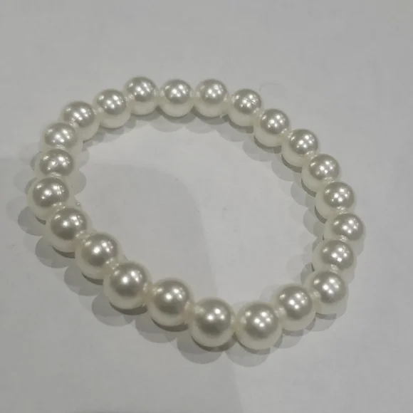 Pearl Bracelet - Picture 3 of 5